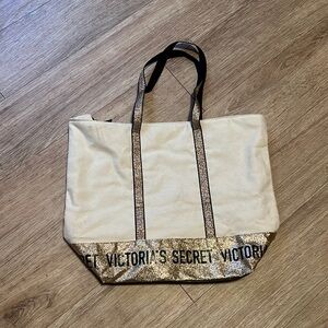 NWOT VS Tote Bag